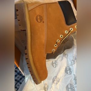 Timberland boots size 9.5